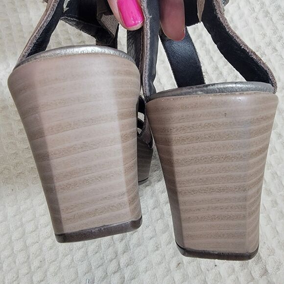 Naot Flirt Wedge Sandals Woman's EU 39 US 8-8.5 Shoes Rose Gold Brass Metallic - Picture 15 of 16